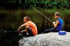 55-1136-two-boys-fishing