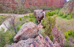 ED531--Climbing-Rocks-at-Pot-Creek---Pan-(2)