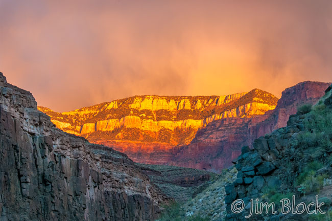 DT809C-Stone-Creek-Butte-at-Sunset