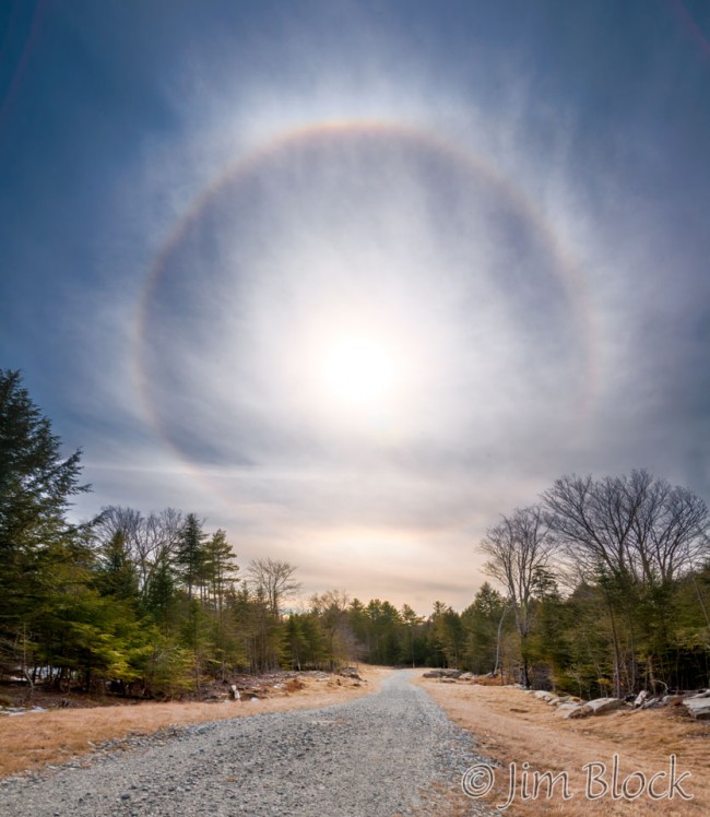 22-degree-halo